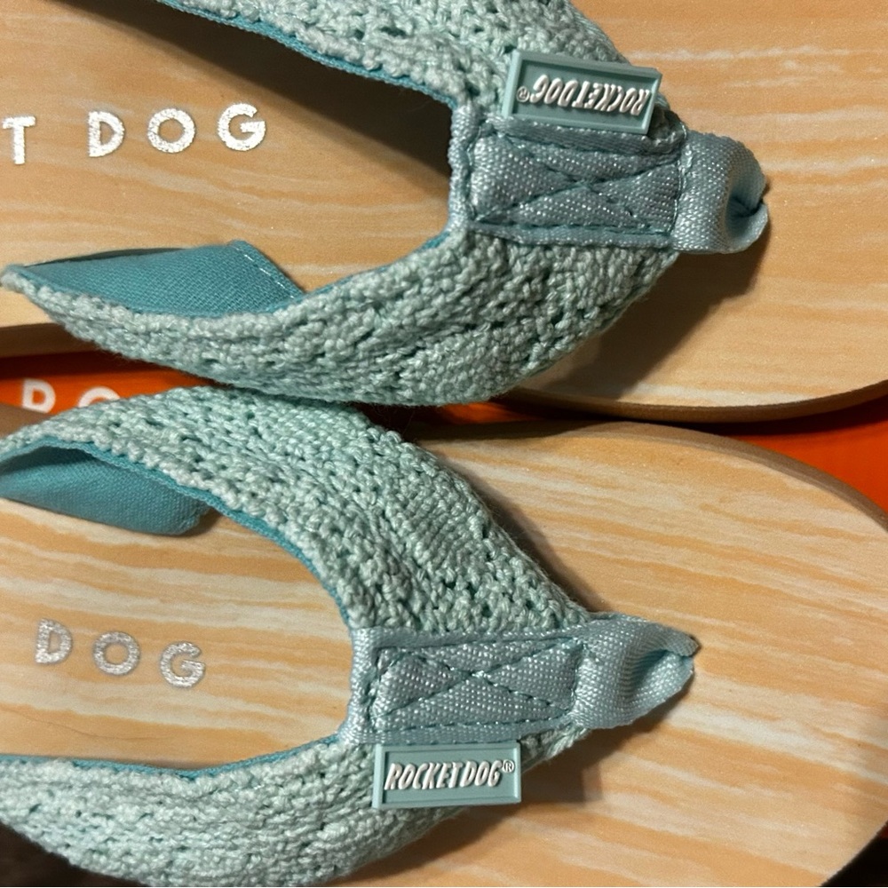 Crochet Adios Sandal in mint and cream